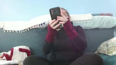 Chelsea online show from February 2025 09:01:02 PM