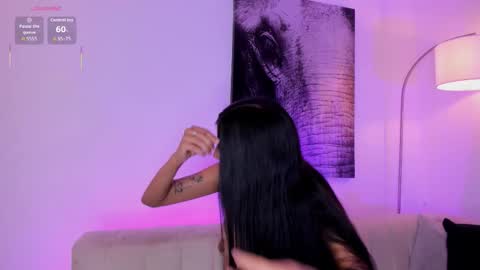 Chelsy online show from October 2025 03:40:01 AM