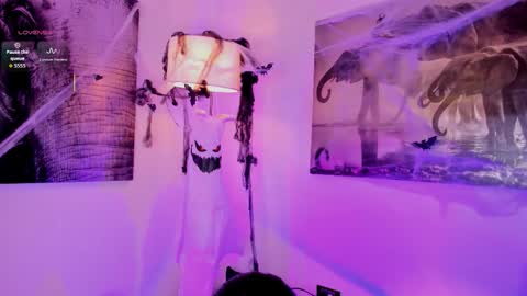 Chelsy online show from November 2025 03:42:02 AM