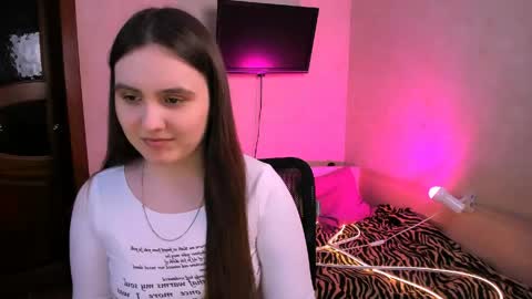Snapshot of chelsyluxex chatting on June 2026 12:18:02 PM Chelsy Luxe online show from June 2026 12:18:02 PM