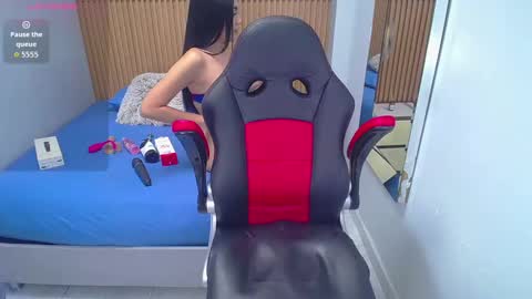  C H E L S Y online show from October 2025 03:35:01 AM