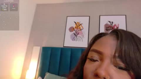 Snapshot of cheneelllorens chatting on January 2025 06:52:01 PM online show from January 2025 06:52:01 PM