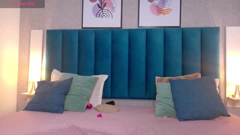 Snapshot of cheneelllorens chatting on February 2025 07:19:02 PM online show from February 2025 07:19:02 PM