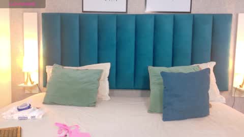 Snapshot of cheneelllorens chatting on March 2025 07:17:02 PM online show from March 2025 07:17:02 PM