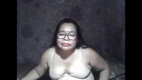 chenita_kits online show from January 2026 01:48:02 PM