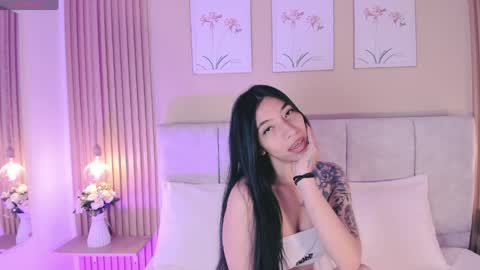 cherlyn_1 online show from May 2026 02:45:01 PM