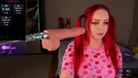 Emily online show from November 2025 04:07:02 PM