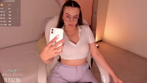 Cherry online show from March 2025 12:42:01 AM