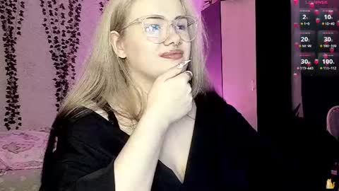 Snapshot of cherry_elfcat chatting on June 2026 01:32:02 AM cherry_elfcat online show from June 2026 01:32:02 AM