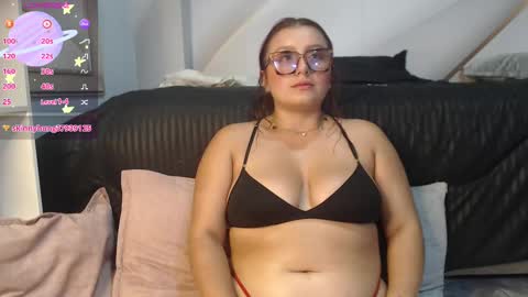 Snapshot of cherry_gh1 chatting on March 2025 10:21:02 PM cherry online show from March 2025 10:21:02 PM