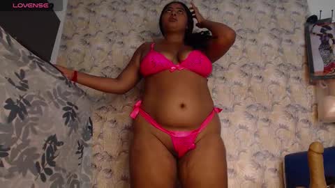 Snapshot of cherry_guerrera chatting on November 2025 11:15:01 PM Ask me online show from November 2025 11:15:01 PM