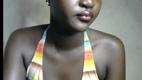 Snapshot of cherry_kissxx chatting on January 2026 08:18:01 AM Ruth online show from January 2026 08:18:01 AM
