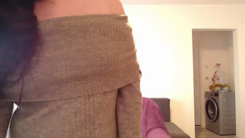 Sherry online show from January 2025 10:05:01 AM