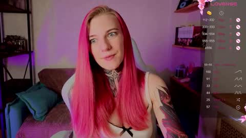 Roxy online show from September 2025 09:14:02 PM