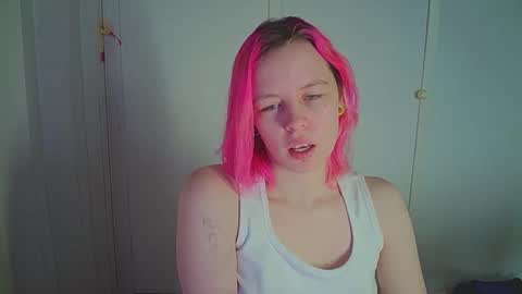 cherrybaby_0 online show from January 2026 08:49:02 AM