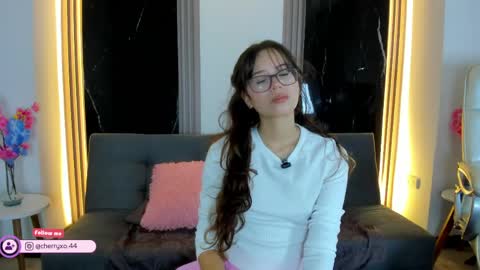 Cherry online show from May 2026 08:25:01 PM