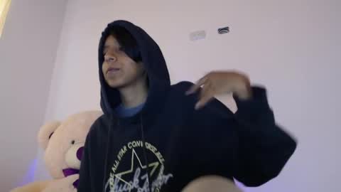 cherrybombsweet online show from April 2026 08:29:02 PM