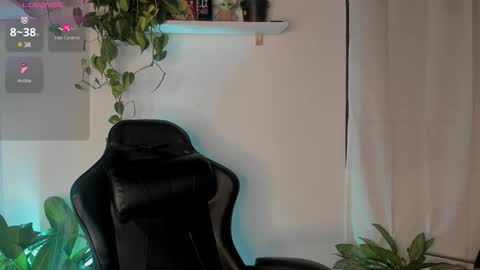 Snapshot of cherrybr_ chatting on October 2025 02:35:01 AM Cherry Lady online show from October 2025 02:35:01 AM