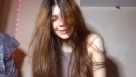 Lina online show from November 2025 08:00:01 PM