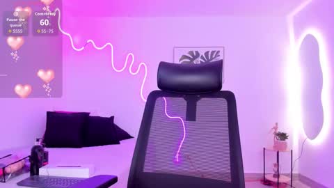 Snapshot of cherrydollxx chatting on September 2025 11:59:01 AM C H E R R Y online show from September 2025 11:59:01 AM