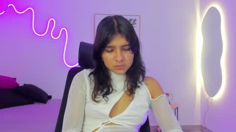 Snapshot of cherrydollxx chatting on October 2025 11:52:02 AM C H E R R Y online show from October 2025 11:52:02 AM