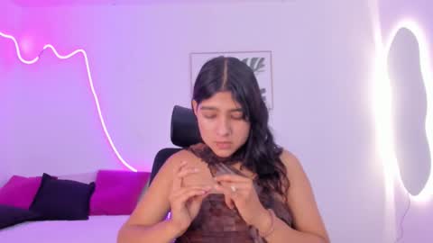 Snapshot of cherrydollxx chatting on October 2025 10:18:01 AM C H E R R Y online show from October 2025 10:18:01 AM