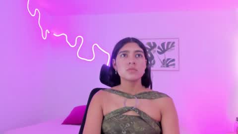 Snapshot of cherrydollxx chatting on October 2025 11:50:01 AM C H E R R Y online show from October 2025 11:50:01 AM