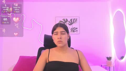 Snapshot of cherrydollxx chatting on November 2025 11:54:02 AM C H E R R Y online show from November 2025 11:54:02 AM