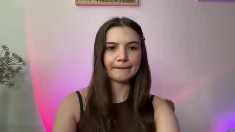 Lina online show from May 2026 02:41:01 AM