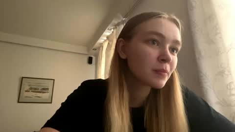 Lei online show from April 2026 12:02:01 PM