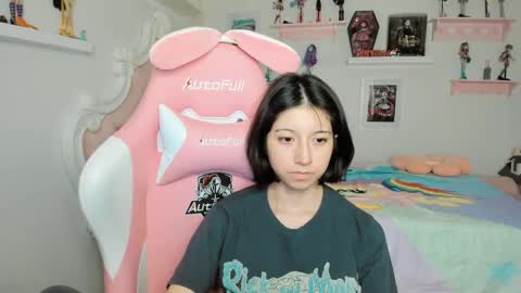 Snapshot of cherrymafer666 chatting on April 2026 04:48:02 AM cherrycute666 online show from April 2026 04:48:02 AM