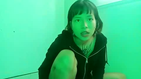 Cherry  online show from December 2024 10:05:01 PM