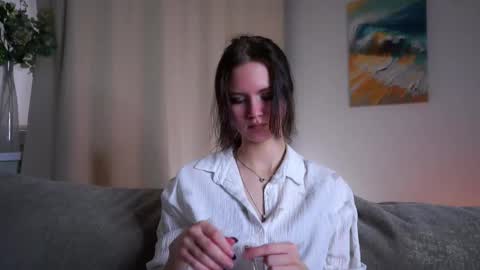 Leia online show from October 2025 03:19:01 AM