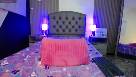 Cheryl online show from January 2025 02:00:02 AM