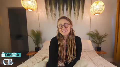 Chevi Blue online show from January 2025 03:34:02 PM