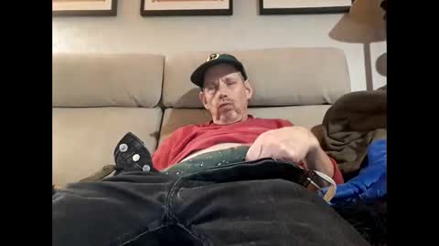 Snapshot of chevy69 chatting on October 2025 10:09:02 PM chevy69 online show from October 2025 10:09:02 PM