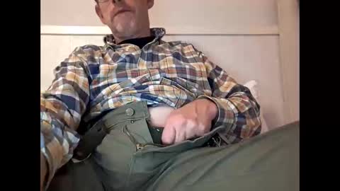 Snapshot of chevy69 chatting on November 2025 12:32:01 AM chevy69 online show from November 2025 12:32:01 AM