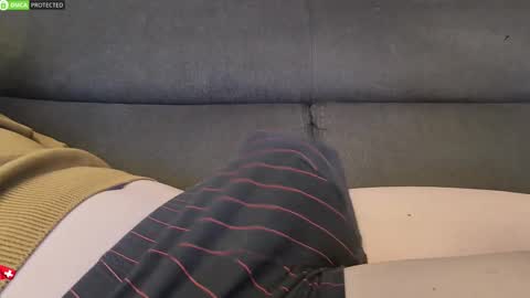 Snapshot of chezmonsieur_g chatting on March 2026 07:21:02 PM Grey online show from March 2026 07:21:02 PM