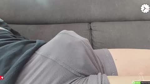 Snapshot of chezmonsieur_g chatting on March 2026 09:37:01 AM Grey online show from March 2026 09:37:01 AM