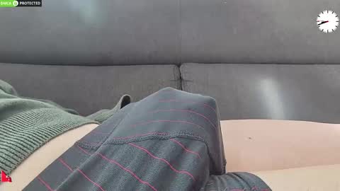 Snapshot of chezmonsieur_g chatting on March 2026 07:41:02 AM Grey online show from March 2026 07:41:02 AM