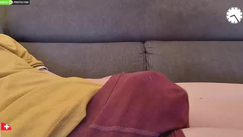 Snapshot of chezmonsieur_g chatting on May 2026 06:24:01 PM Grey online show from May 2026 06:24:01 PM