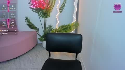 Chiara  online show from January 2025 07:53:01 PM