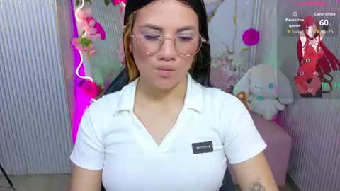 Snapshot of chiara_tay chatting on June 2026 11:37:01 AM Chiara online show from June 2026 11:37:01 AM