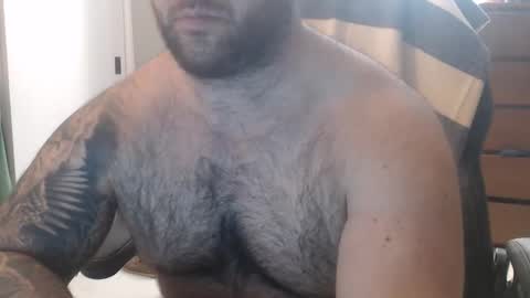 Snapshot of chicagoguy86 chatting on November 2025 04:40:01 AM Chicagoguy86 aka Benny Cooper online show from November 2025 04:40:01 AM