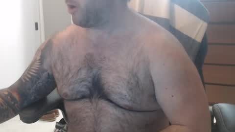 Snapshot of chicagoguy86 chatting on November 2025 04:34:02 AM Chicagoguy86 aka Benny Cooper online show from November 2025 04:34:02 AM