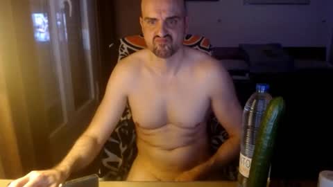 chicocam1983 online show from November 2025 06:18:02 PM