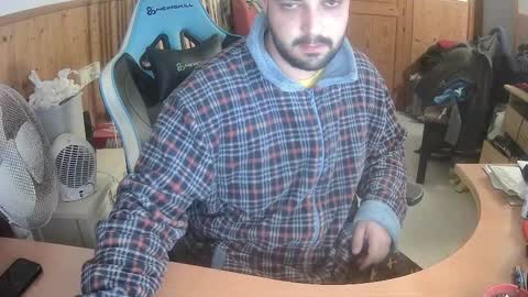 chicomallorca96 online show from December 2024 03:46:01 PM