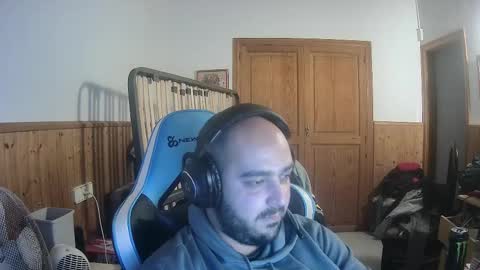 chicomallorca96 online show from February 2025 05:10:02 PM