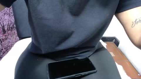 Snapshot of chiky_nastyy chatting on November 2025 03:14:02 PM Chikys online show from November 2025 03:14:02 PM