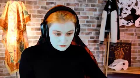 Bella online show from September 2025 05:19:02 AM